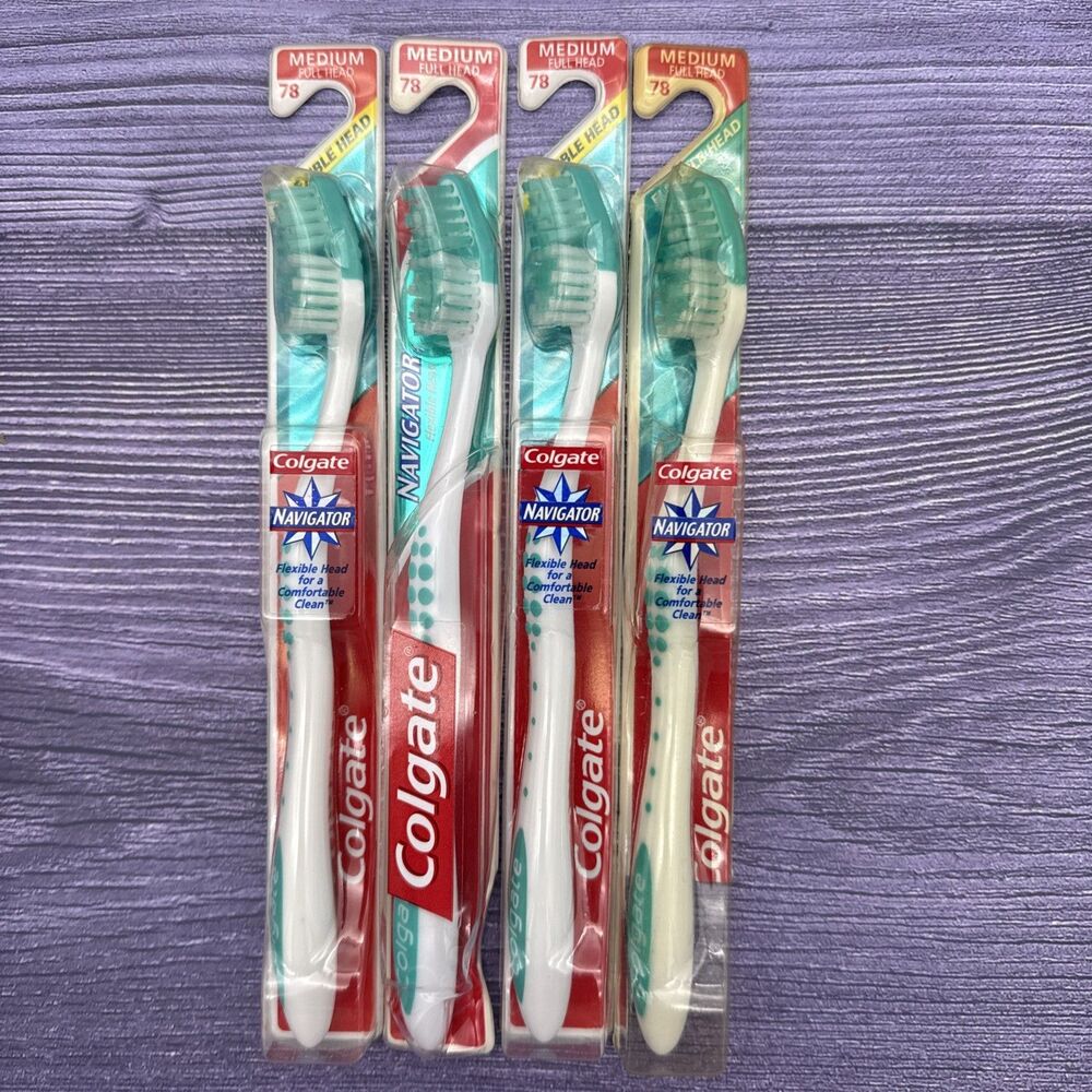 4 LOT VTG Colgate Navigator Cleaning Tip Flexible Full Head Toothbrush MEDIUM 78
